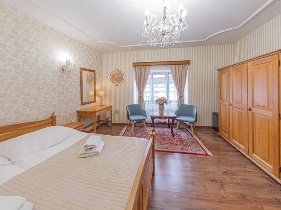 Hotel Salamander - Garni Banská Štiavnica Екстериор снимка