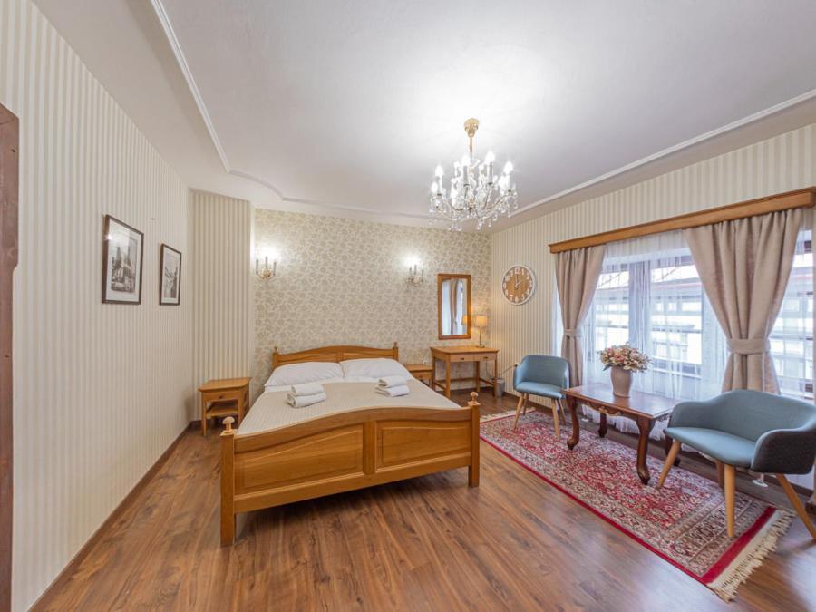 Hotel Salamander - Garni Banská Štiavnica Екстериор снимка